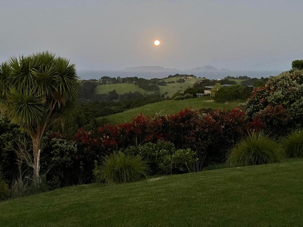 Matapouri & Tutukaka Spectacular Coastal Views- Aroha Luxury Guest Suite エクステリア 写真