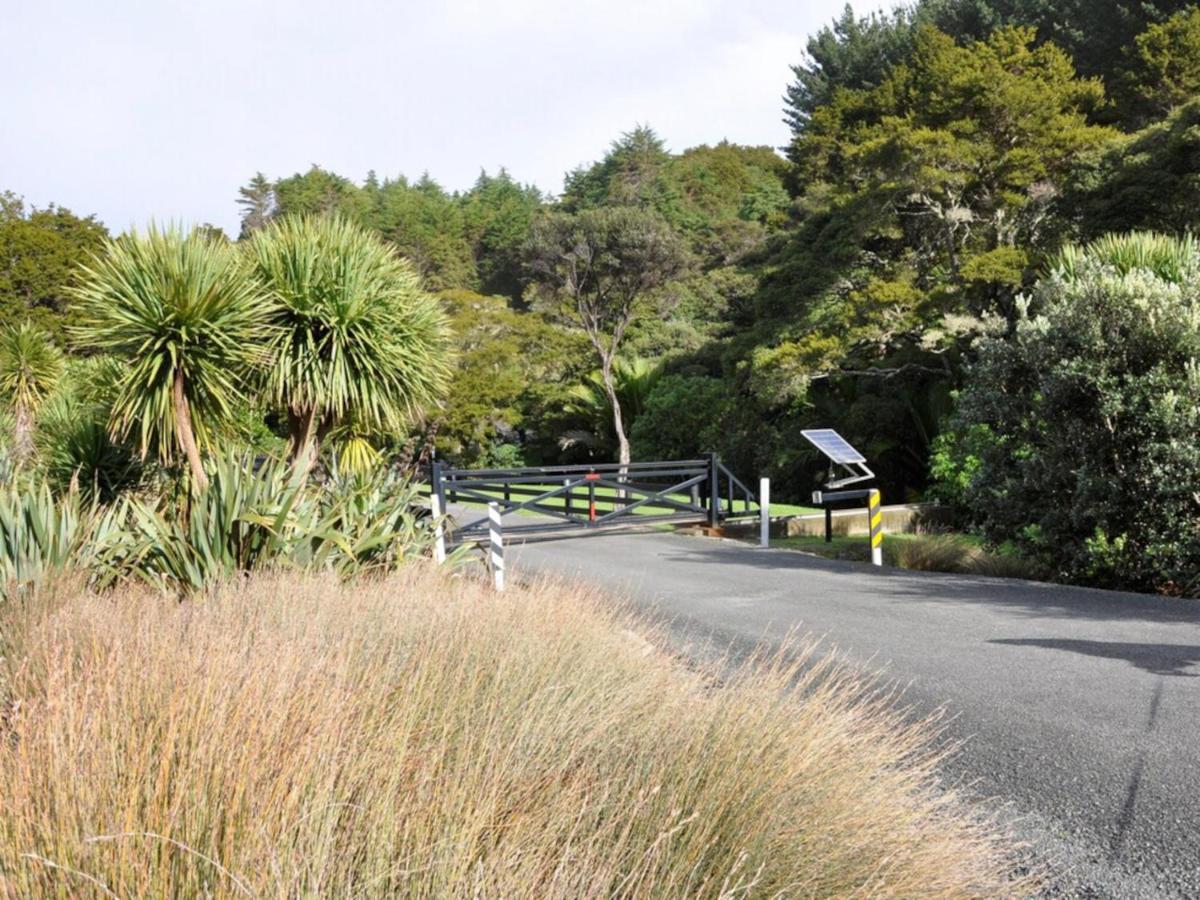 Matapouri & Tutukaka Spectacular Coastal Views- Aroha Luxury Guest Suite エクステリア 写真