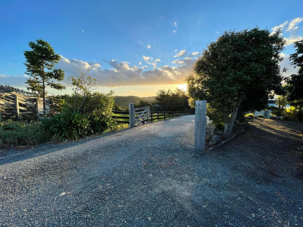 Matapouri & Tutukaka Spectacular Coastal Views- Aroha Luxury Guest Suite エクステリア 写真
