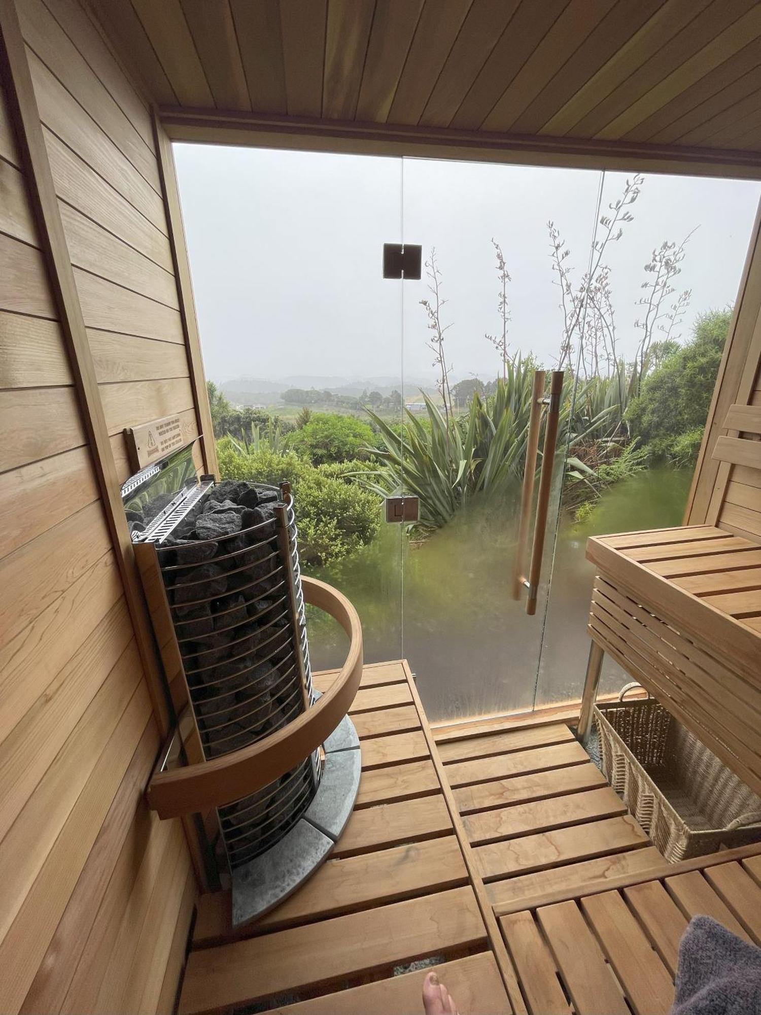 Matapouri & Tutukaka Spectacular Coastal Views- Aroha Luxury Guest Suite エクステリア 写真